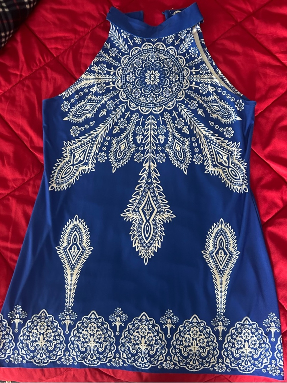 Women's Blue & White Camisole. Size XL.
Versatile!